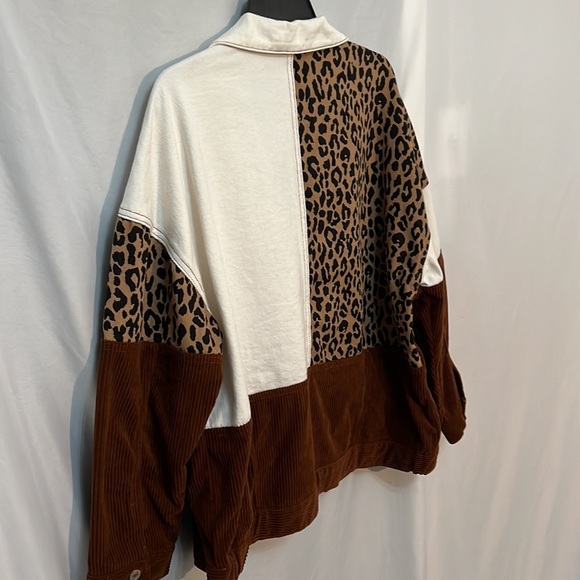 Trendy Women's Lightweight Brown White Animal Print Jacket Size XL - Picture 6 of 9